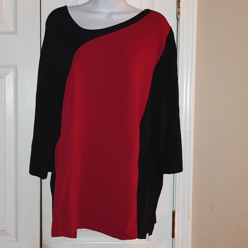 Cocoa Womem black and red sweater Sz 3X  NWOT